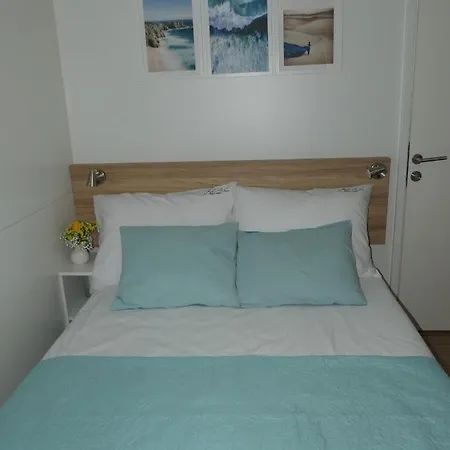 Blue Wave Mobile Campsite 4*