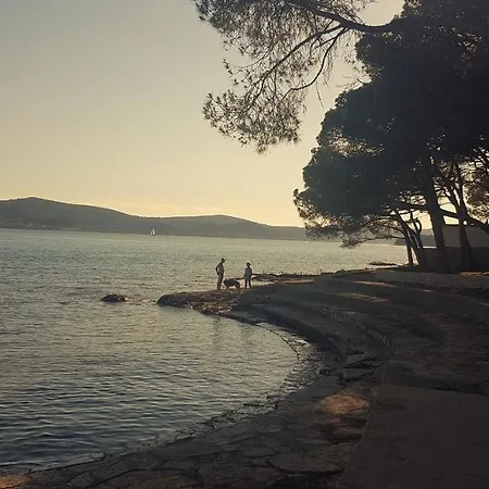 Camping Blue Wave Mobile 4*