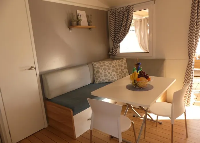 Blue Wave Mobile Kamp Biograd Na Moru